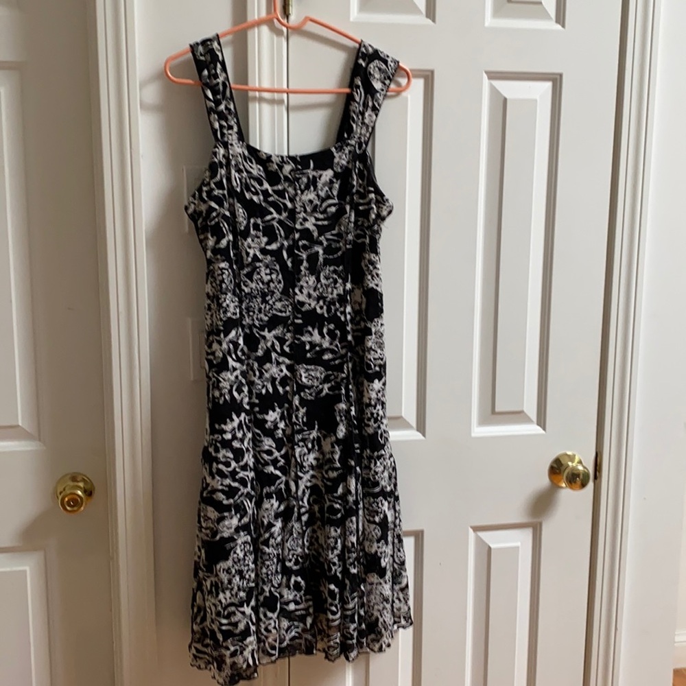 Black and white, size 14 stretchy dress.